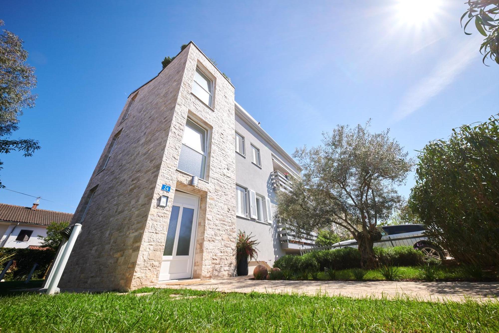 Mina'S Shine Apartamento Umago Exterior foto